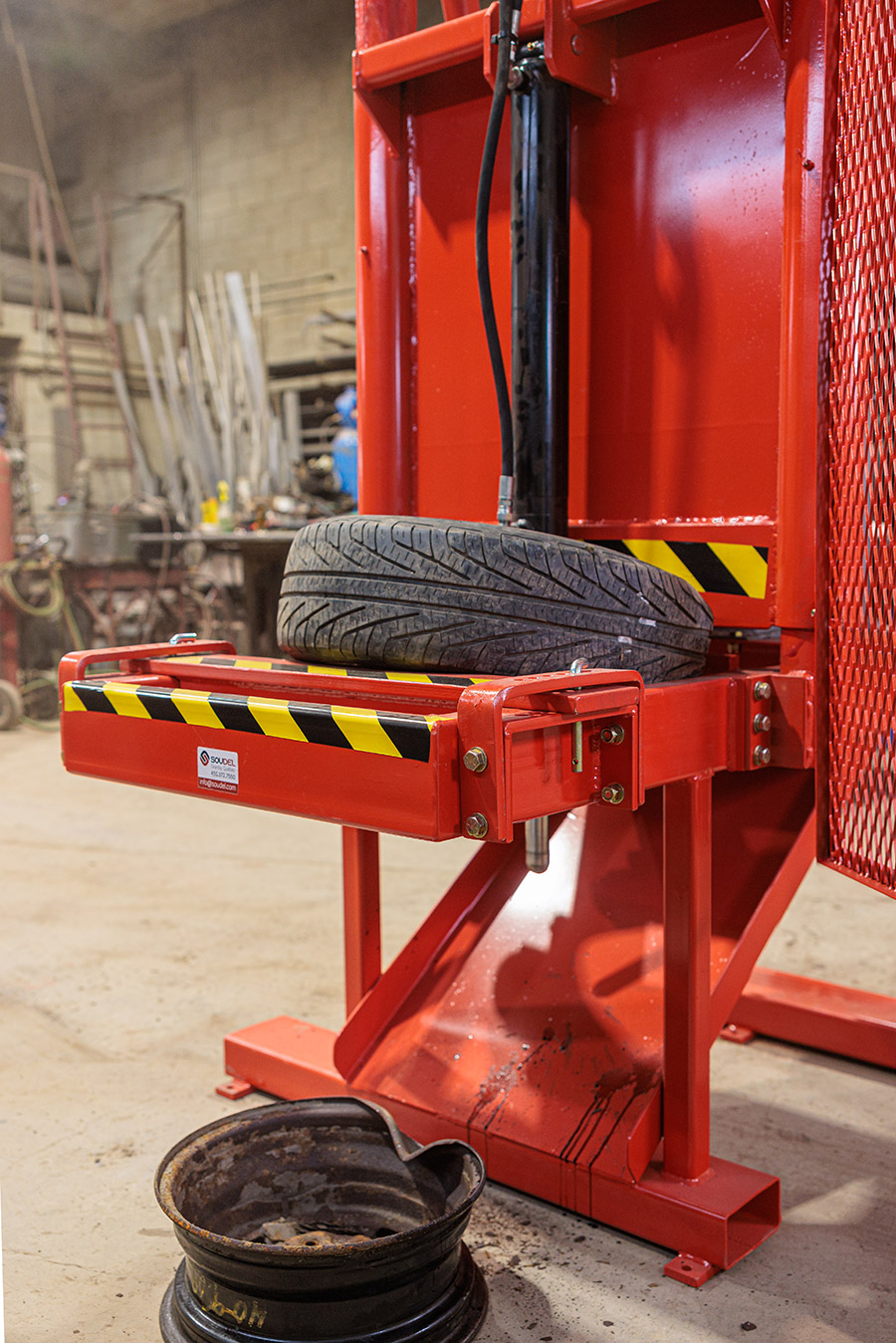 Déjanteur fabriqué au Québec à Granby Sherbrooke Estrie